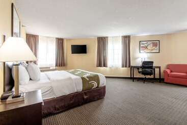 هتل Quality Inn & Suites