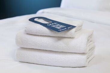هتل Travelodge Edinburgh Central Waterloo Place