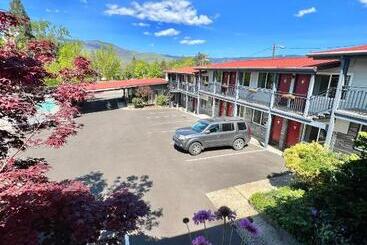 مُتل Timbers Inn And Suites