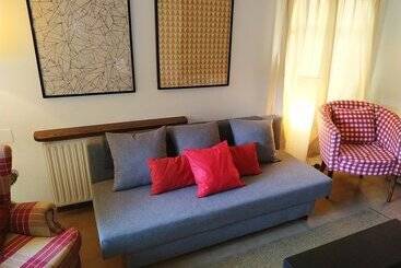 Apartamentos Escarrilla 3000