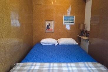 Apartamentos Escarrilla 3000