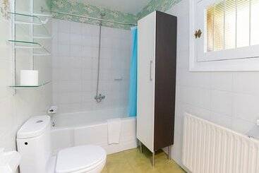 Apartamentos Escarrilla 3000