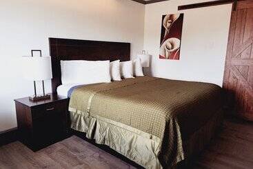 Dunes Motel  Bend