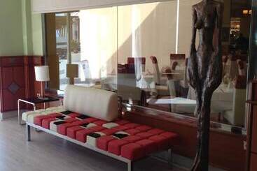 Evenia Zoraida Resort