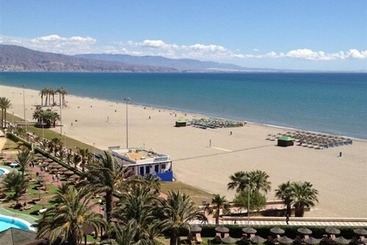 Evenia Zoraida Resort