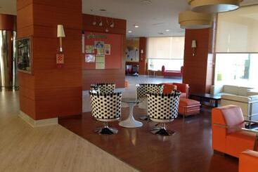 Evenia Zoraida Resort