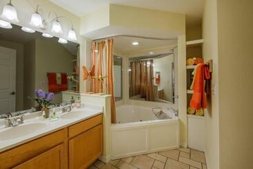 Holiday Inn Club Vacations Holiday Hills Resort At Branson An Ihg