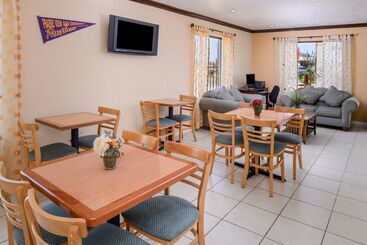酒店 Americas Best Value Inn & Suites Waller/prairie View