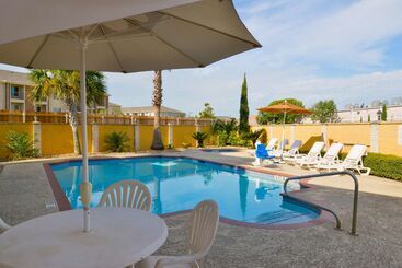 酒店 Americas Best Value Inn & Suites Waller/prairie View