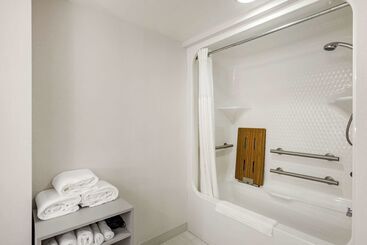 هتل Comfort Suites Ocean City West