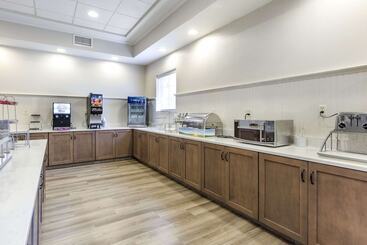 هتل Comfort Suites Ocean City West