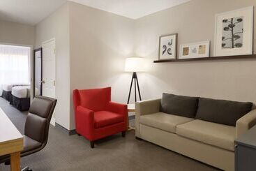 هتل Country Inn & Suites By Radisson, Brunswick I95, Ga