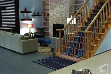 هتل Country Inn & Suites By Radisson, Brunswick I95, Ga