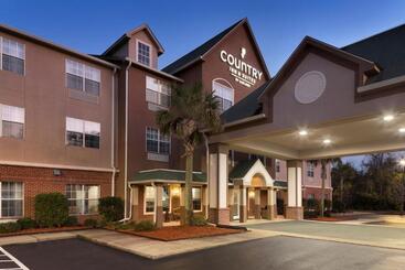 هتل Country Inn & Suites By Radisson, Brunswick I95, Ga