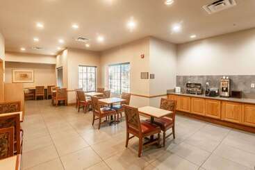 هتل Country Inn & Suites By Radisson, El Dorado, Ar
