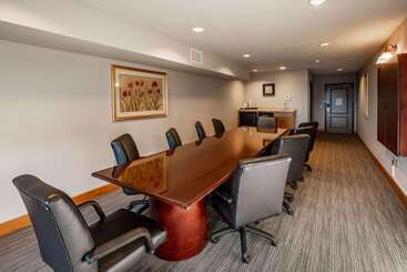 هتل Country Inn & Suites By Radisson, El Dorado, Ar