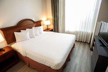 هتل Country Inn & Suites By Radisson, Harrisburg West Mechanicsburg