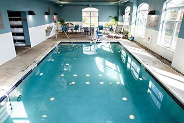 هتل Country Inn & Suites By Radisson, Harrisburg West Mechanicsburg