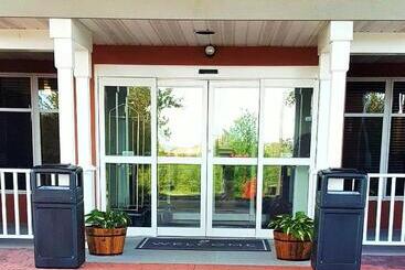 هتل Country Inn & Suites By Radisson, Harrisburg West Mechanicsburg