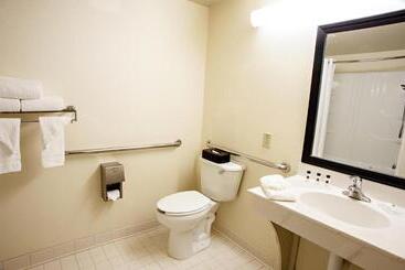 هتل Country Inn & Suites By Radisson, Harrisburg West Mechanicsburg