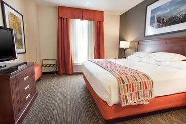 هتل Drury Inn & Suites Dayton North