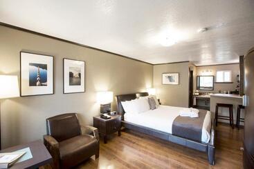 هتل Earthbox Inn & Spa
