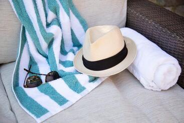 هتل Earthbox Inn & Spa