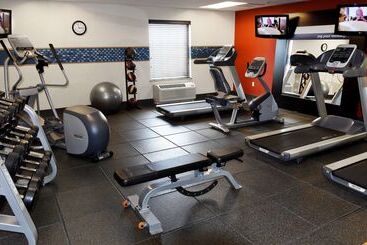 هتل Hampton Inn & Suites By Hilton Fargo Medical Center