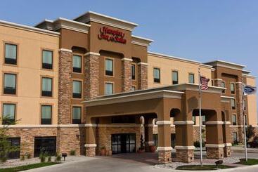 هتل Hampton Inn & Suites By Hilton Fargo Medical Center