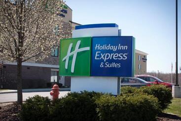 هتل Holiday Inn Express & Suites Youngstown West   Austintown By Ihg