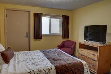 هتل The Inn At Salmon Creek