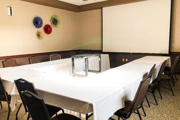 هتل Jefferson Street Inn, A Member Of Radisson Individuals