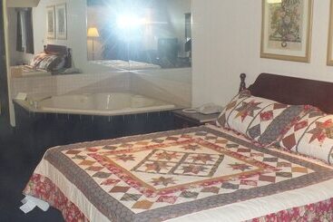 בית מלון כפרי Quality Express Inn & Suites