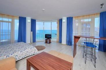 Family Hotel Regata