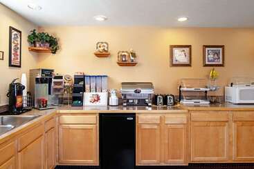 هتل Rodeway Inn Gunnison