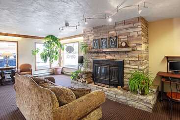 هتل Rodeway Inn Gunnison