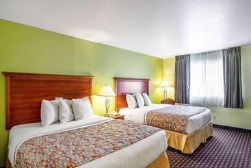 هتل Rodeway Inn Gunnison