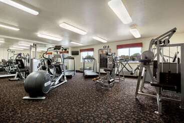 هتل Travelodge By Wyndham North Platte
