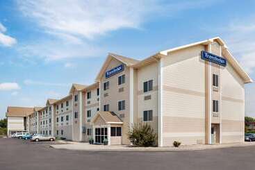 هتل Travelodge By Wyndham North Platte
