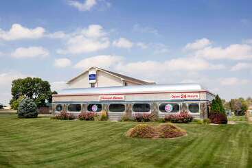 هتل Travelodge By Wyndham North Platte