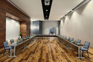 هتل Twelve Midtown, Marriott Autograph Collection