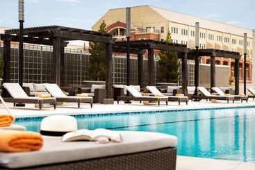 هتل Twelve Midtown, Marriott Autograph Collection