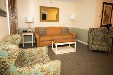 Innseason Resorts The Falls At Ogunquit