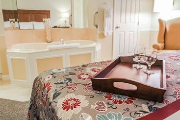 Innseason Resorts The Falls At Ogunquit