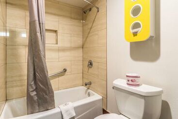 Motel 6oceanside, Ca, Marina