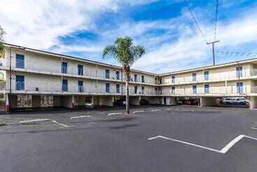 Motel 6oceanside, Ca, Marina