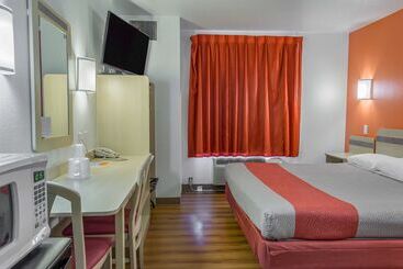 Motel 6 Redmond, Or