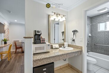 مُتل Gateway Lodge