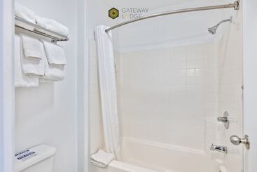 مُتل Gateway Lodge