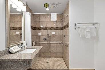 مُتل Gateway Lodge